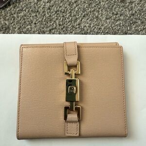 Gucci Jackie beige wallet